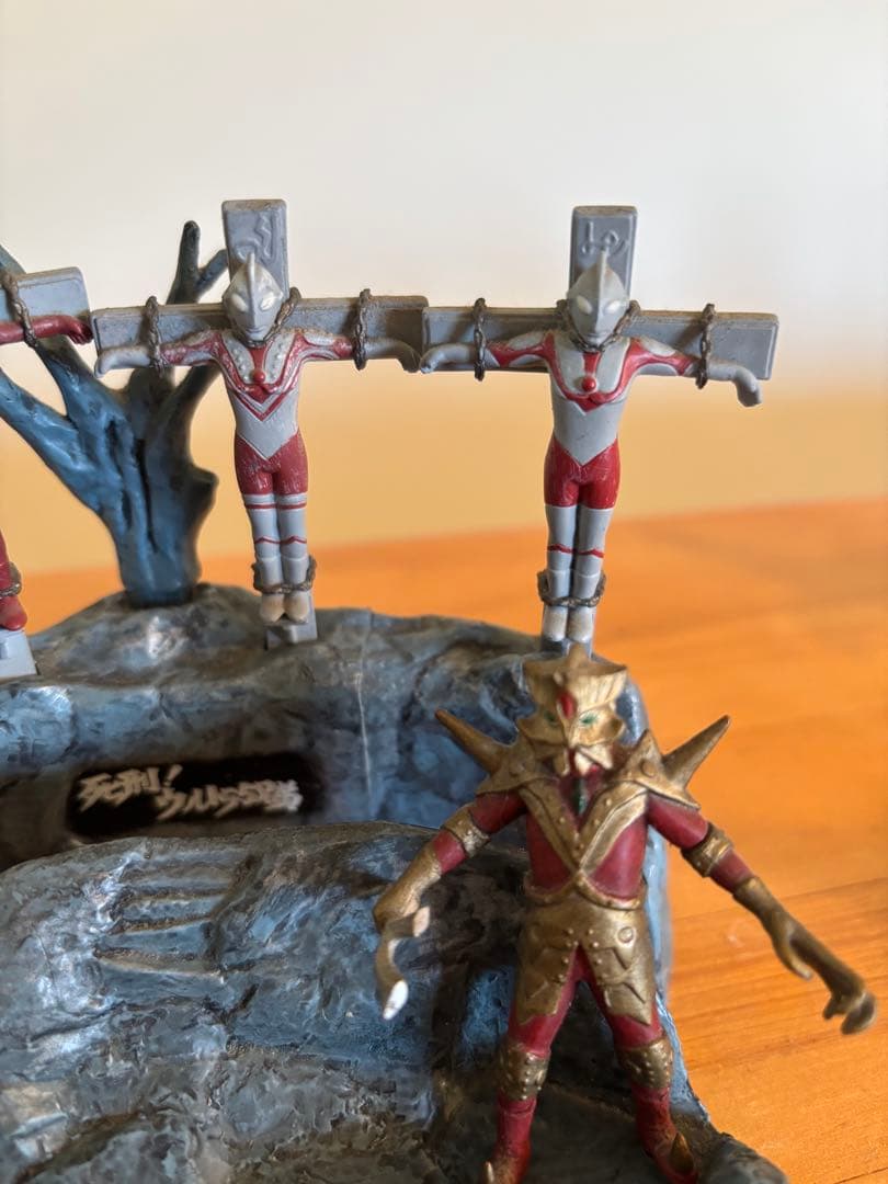 ウルトラ怪獣戯画　死刑！ウルトラ5兄弟と銀河に散った5つの星のセット