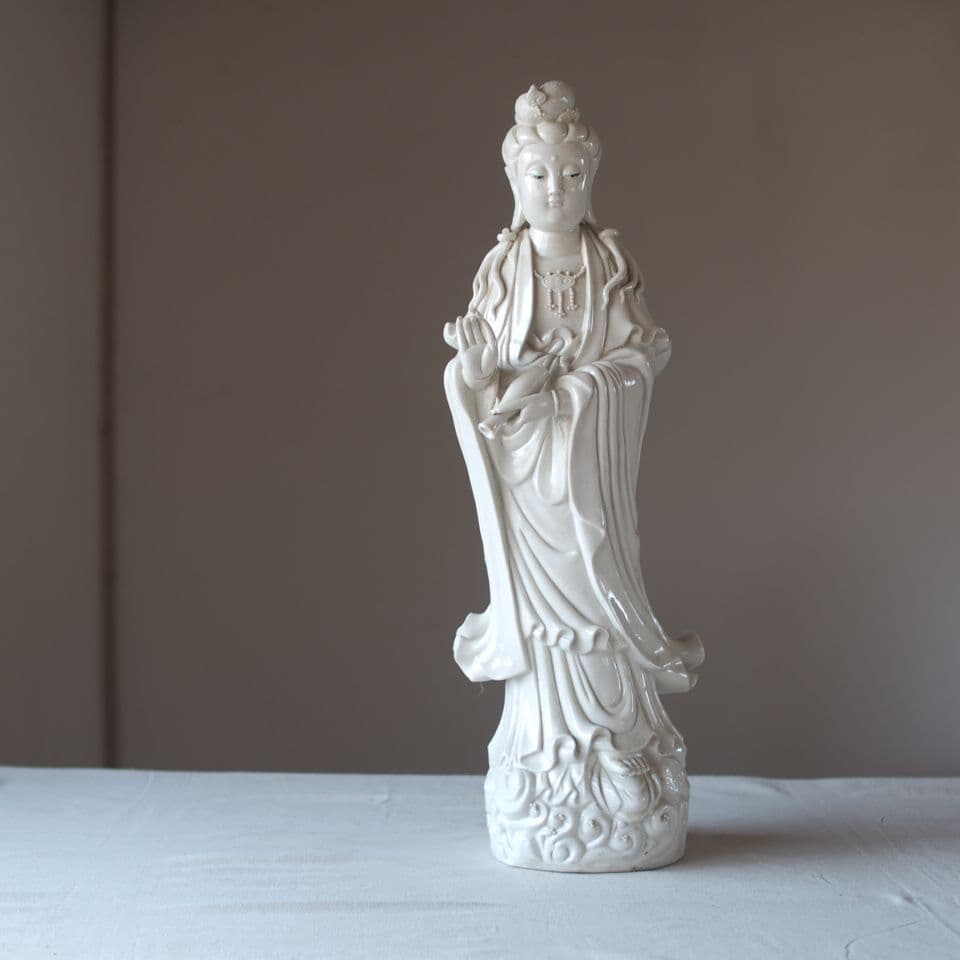 観音像 磁器製 ホワイト 約30cm 白磁 古道具