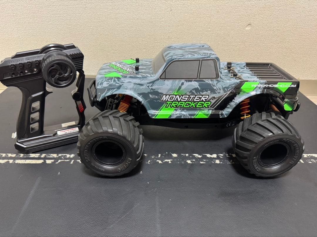 24時間限定価格　京商　1/10 ブラッシュレスモーター　オフロードラジコン