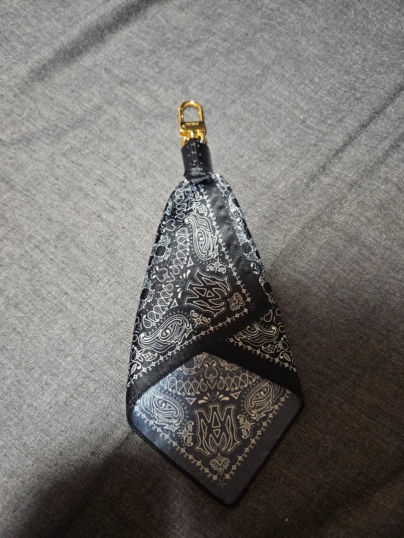 小物 amiri