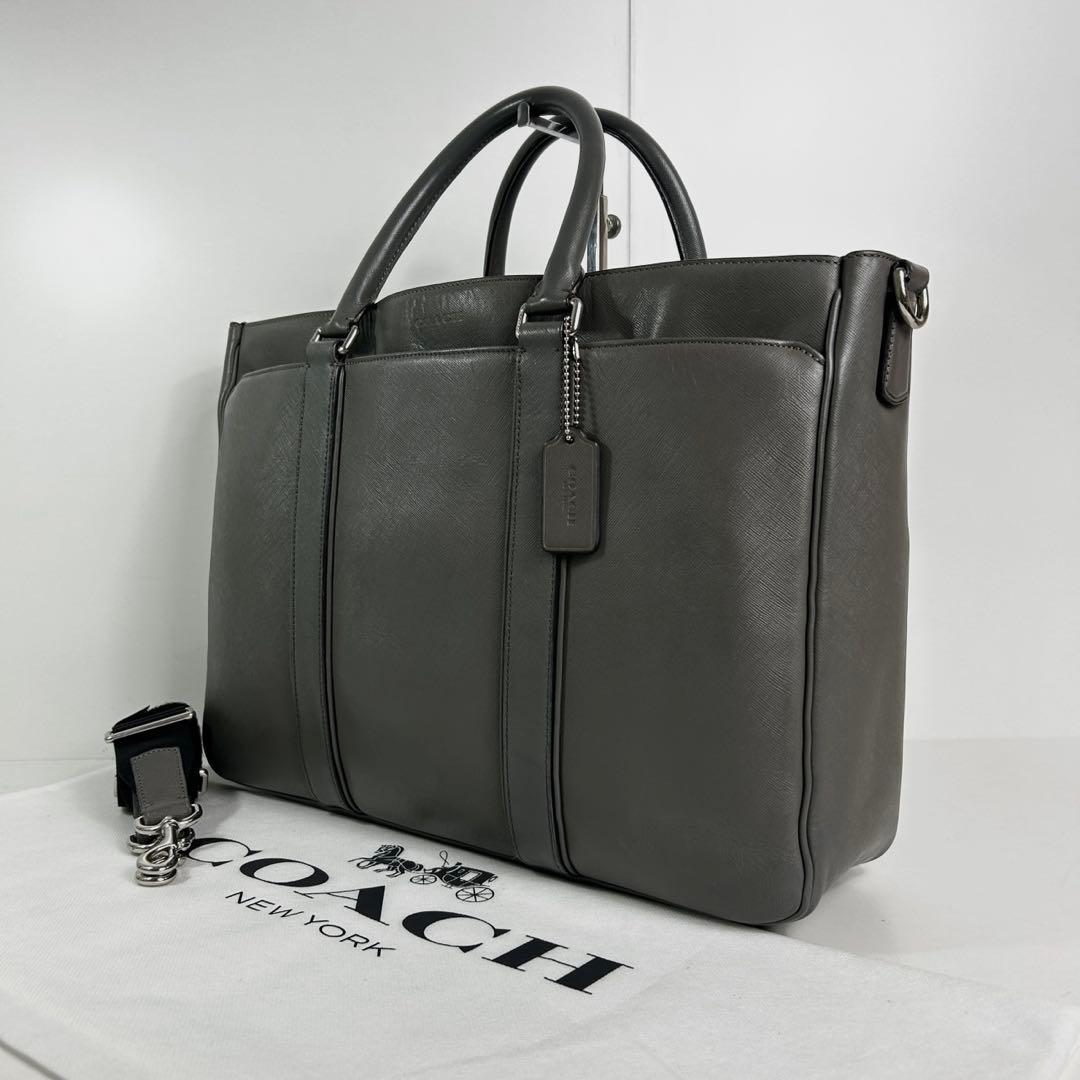✅【格安】定価9.4万　メンテ済み　コーチ　ビジネスバッグ　COACH グレー