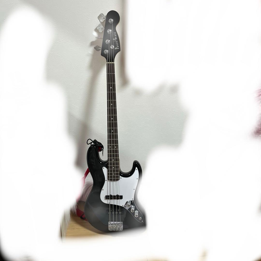 ベース　黒　カバーペラペラ