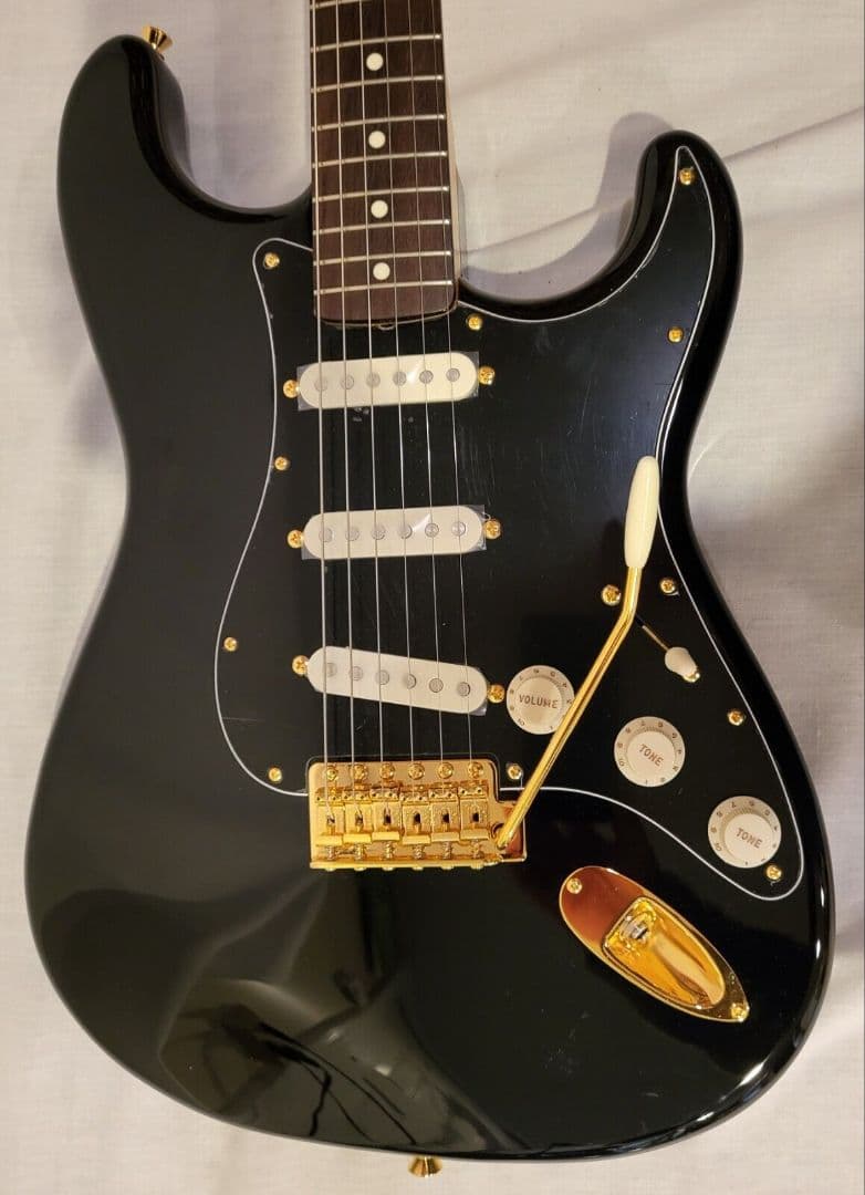 ギター Fender Japan Stratocaster Midnight