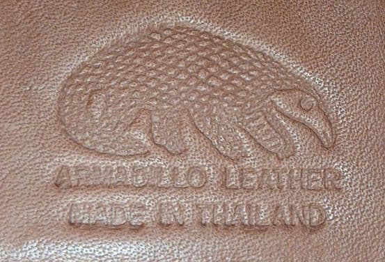 【レア】アルマジロ革 レザー 皮 二つ折り財布 がま口 金色 茶色 クリーム色