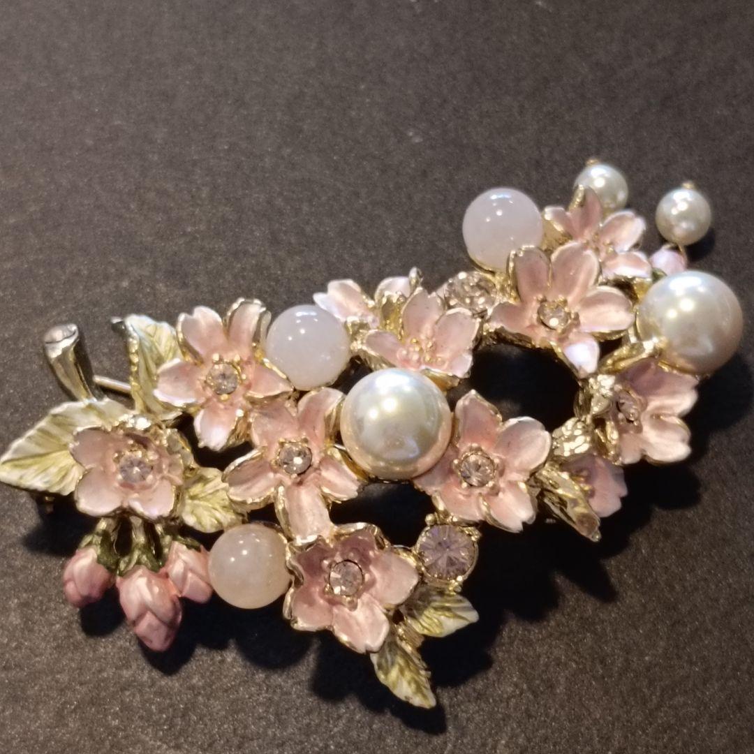 VENDOME BOUTIQUE/ヴァンドーム　ブローチ フラワー　ピンク