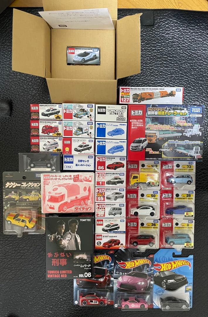 値下げ　大量引退品　トミカ廃盤品まとめ売り＋ホットウィール　総数700台以上