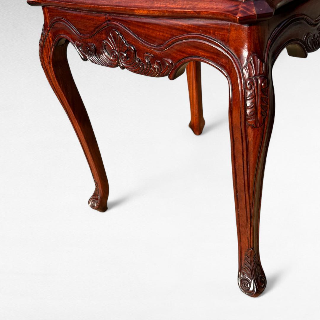 アンティーク サイドテーブル 彫刻 猫脚 クラシック調 エレガント