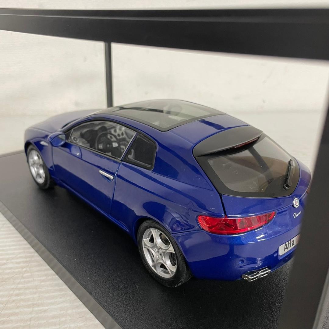 ノレブ Alfa Romeo Brera 1/18スケール ミニカー Y0953