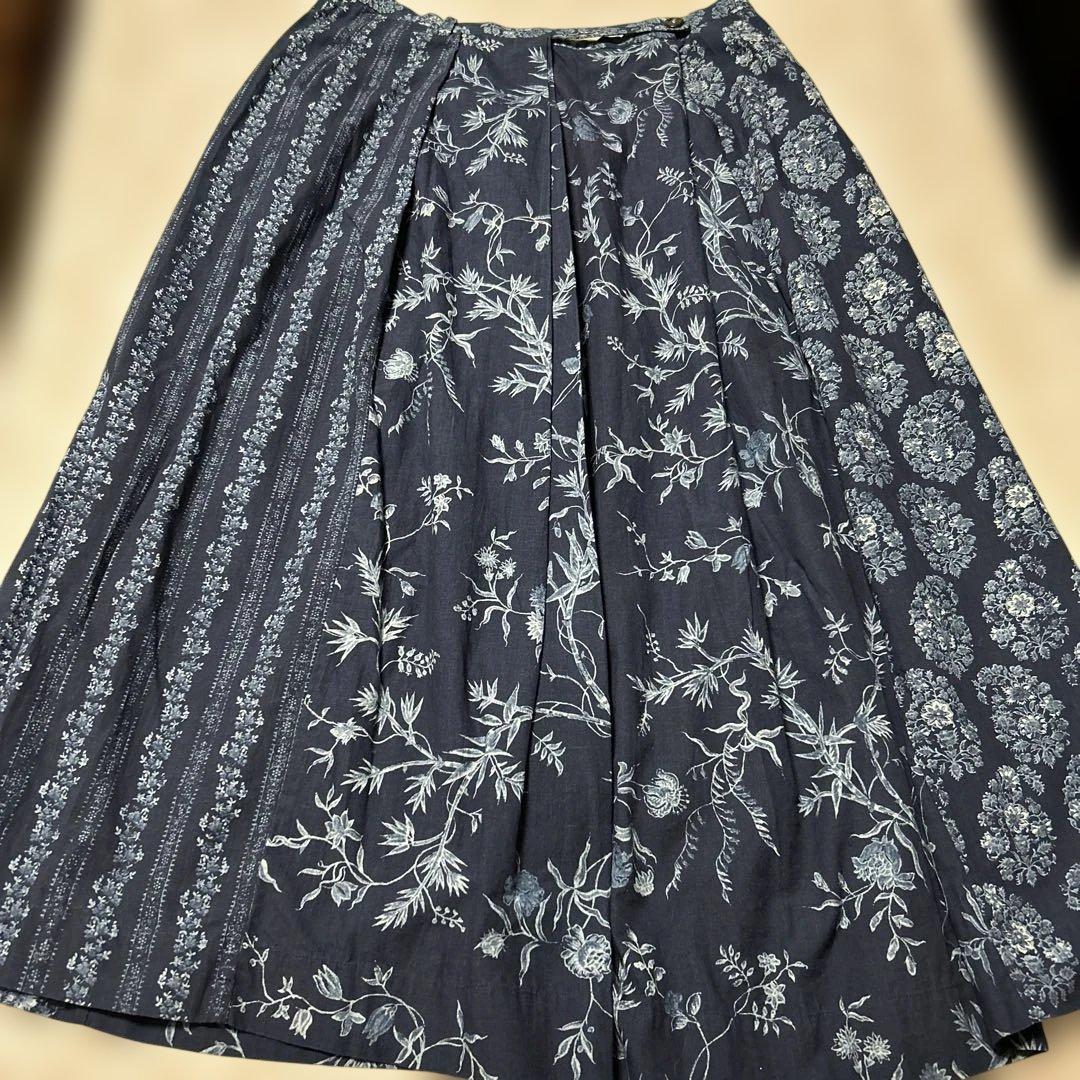 45Rインディゴフラワーパッチワークスカート　本日迄の出品です。