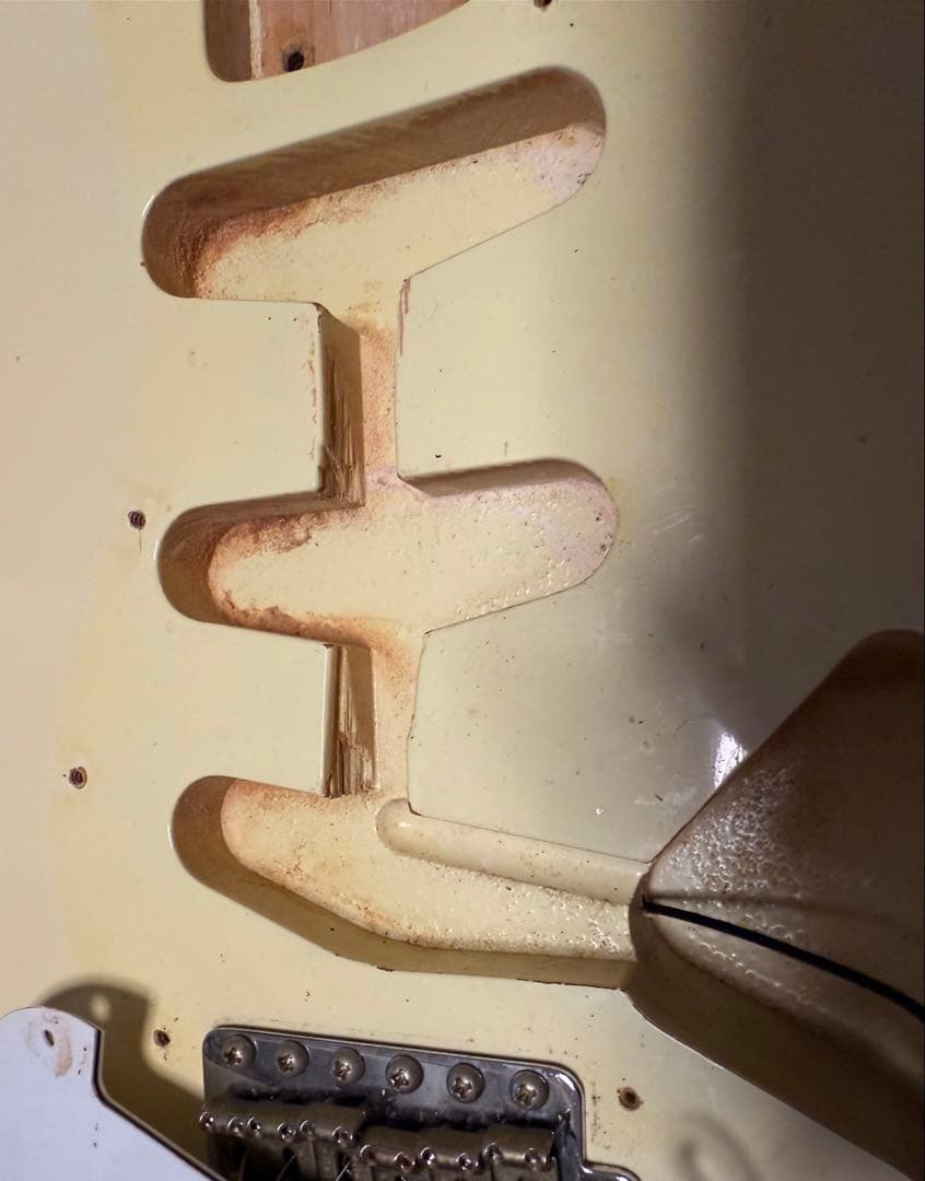 Chuuスクワイアネック、ジャパンフェンダーボディストラトキャスター