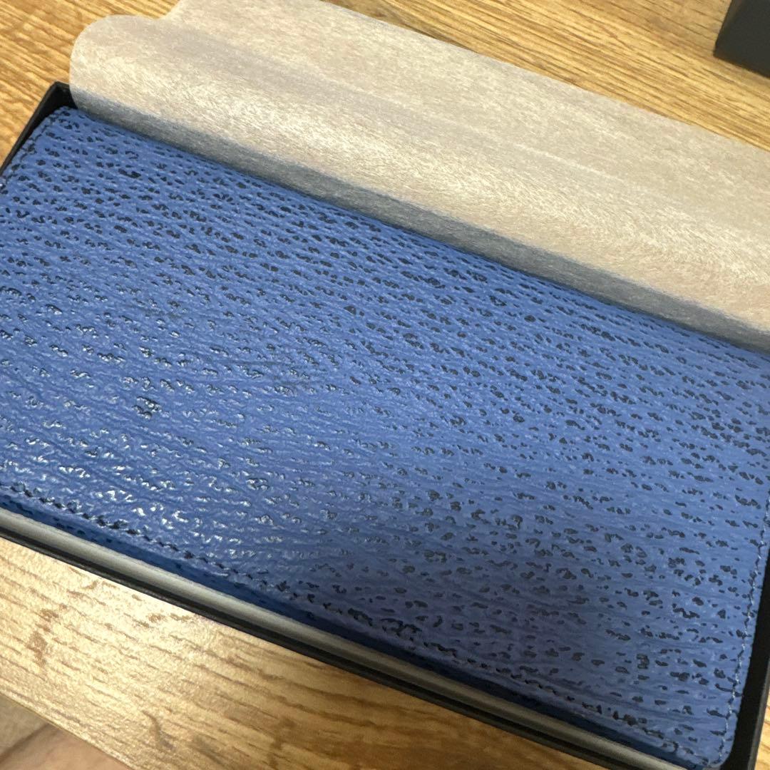 長財布　鮫革