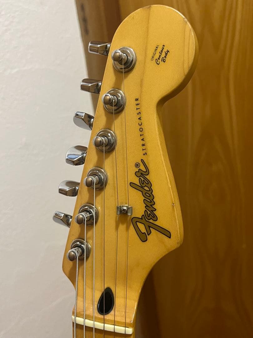 t*n様 fender japan ストラトキャスター ディマジオhs-4/hs