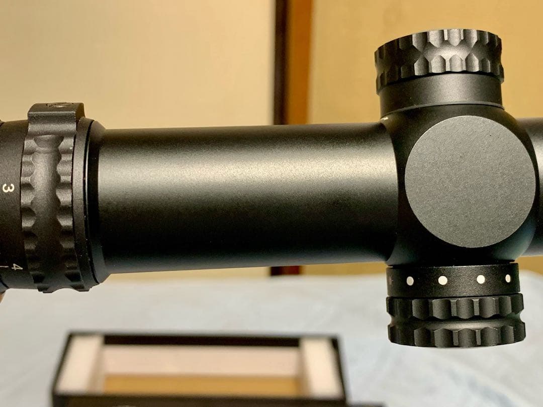 HolyWarrior NightForce NXS 1-4 x 24 スコープ