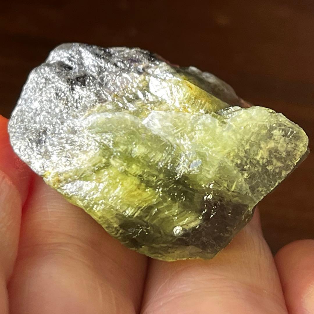 バイカラー 縞模様 フローライト 90.9ct 原石 グリーン グレー 一点物