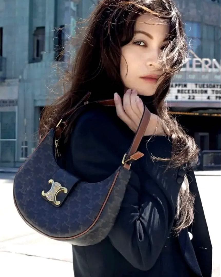 セリーヌ⭐︎アヴァトリオンフ⭐︎⭐︎トリオンフキャンバス