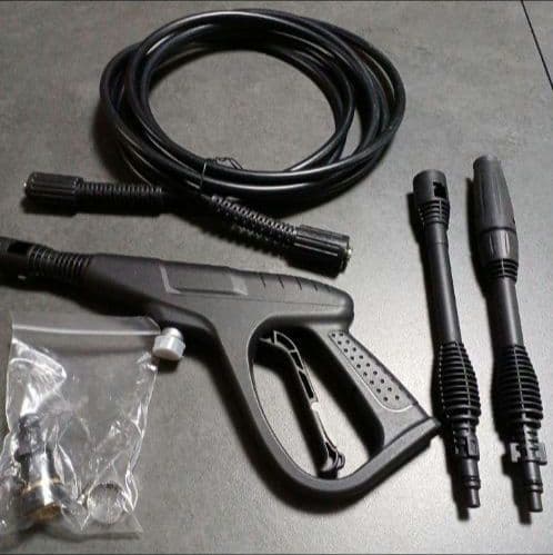 アイリスオーヤマ 高圧洗浄機　タンク　外壁　洗車　網戸　アウトドア　年末　大掃除