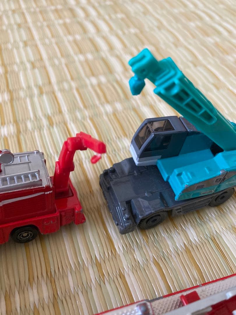 DXトミカタワー　アクション高速道路　トミカタウンどうろセット　トミカ本体多数！
