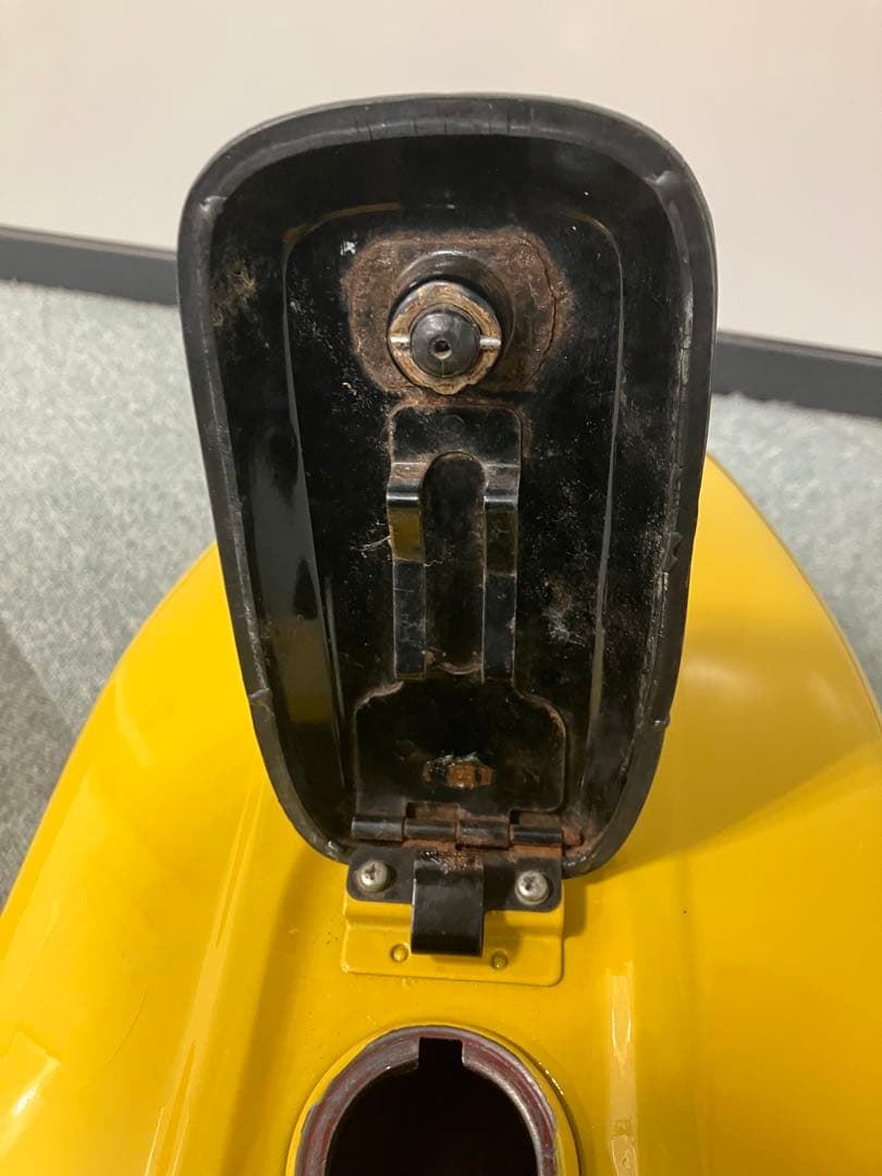 【値下げ】北米仕様CB400Fourガソリンタンク