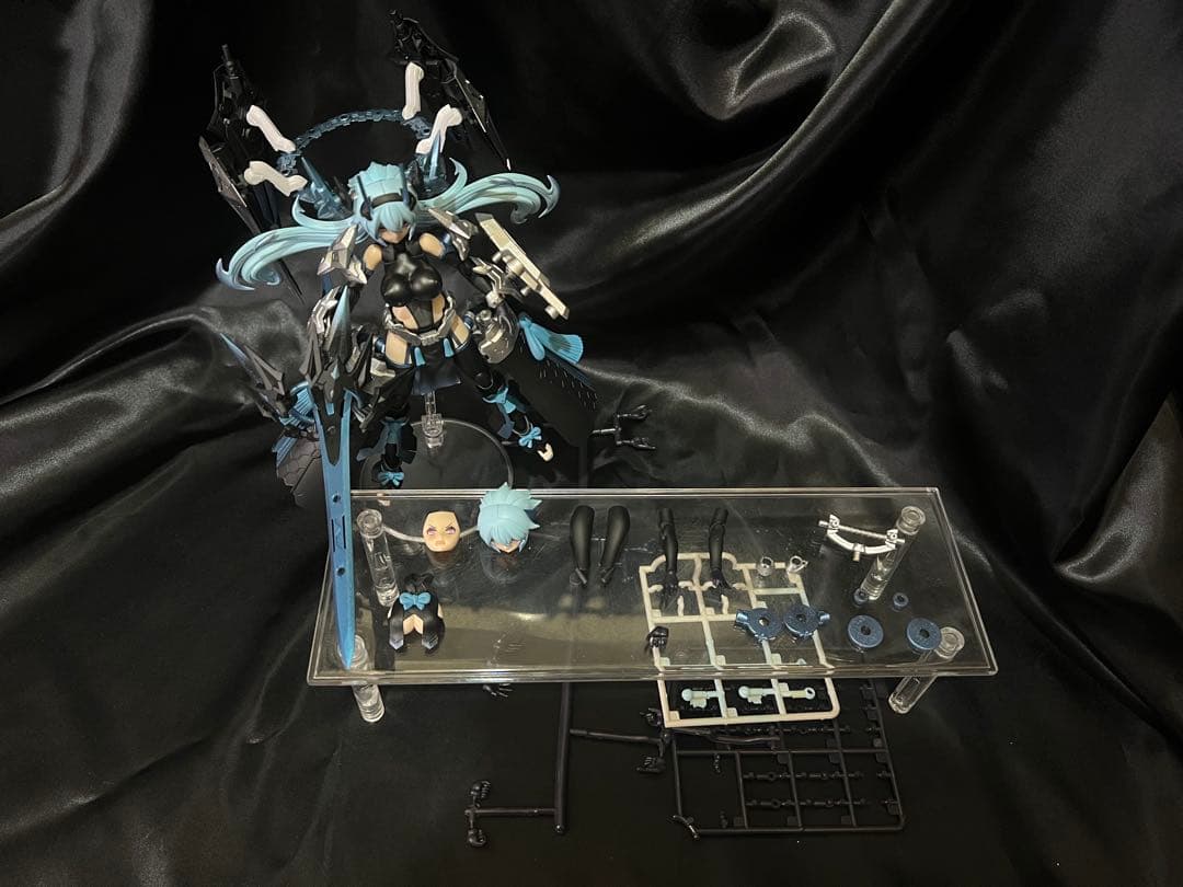 メガミデバイス 【皇巫 スサノヲ レガリア】 美プラ 塗装品