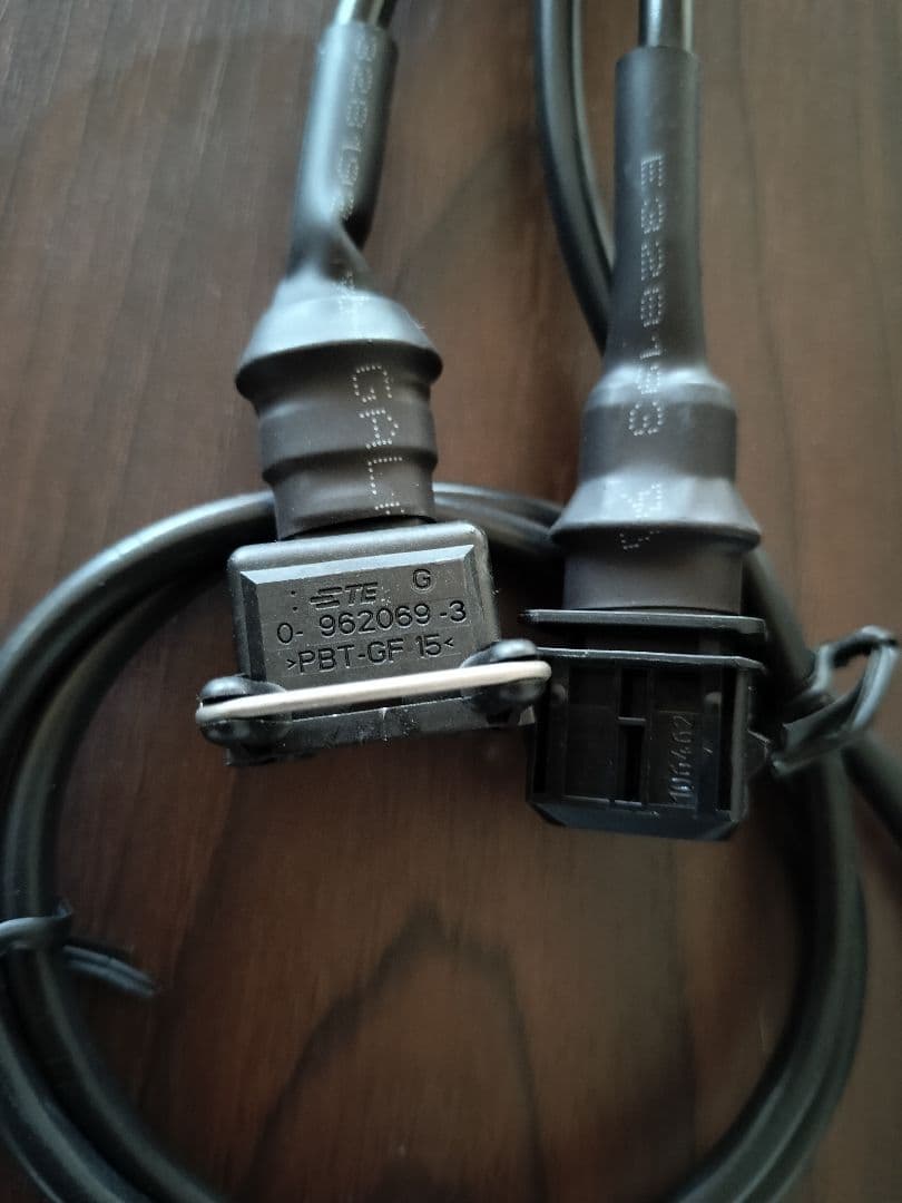 BMW F800R用(2009-2016) Booster Plug