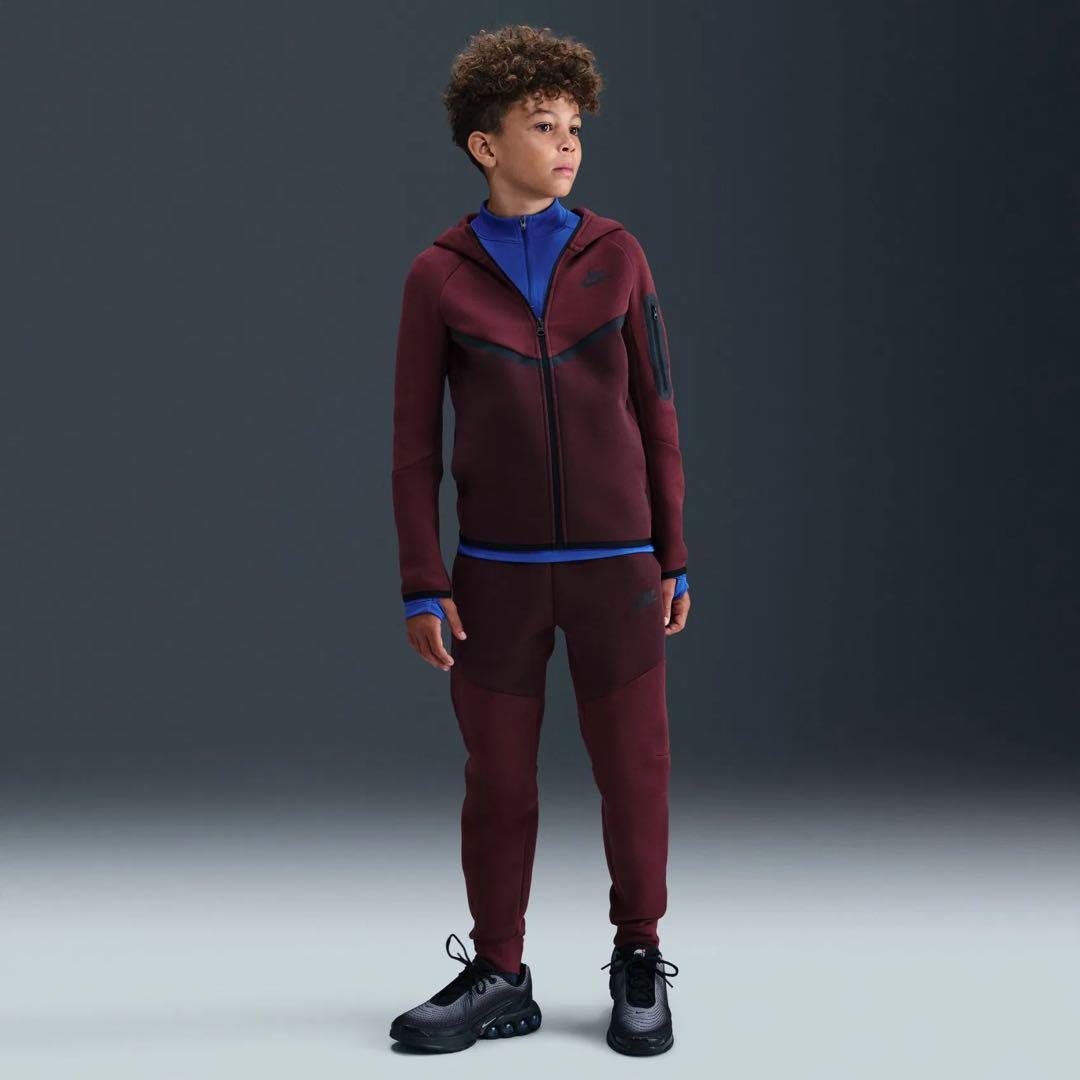 新品 キッズL(160) ワイン テックフリース セットアップ 赤タグ NIKE