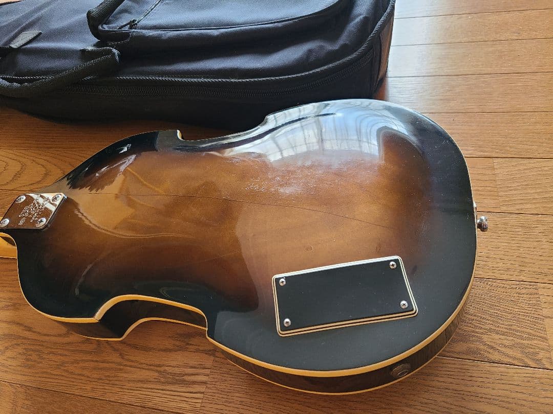 シ*9様 エレキギター