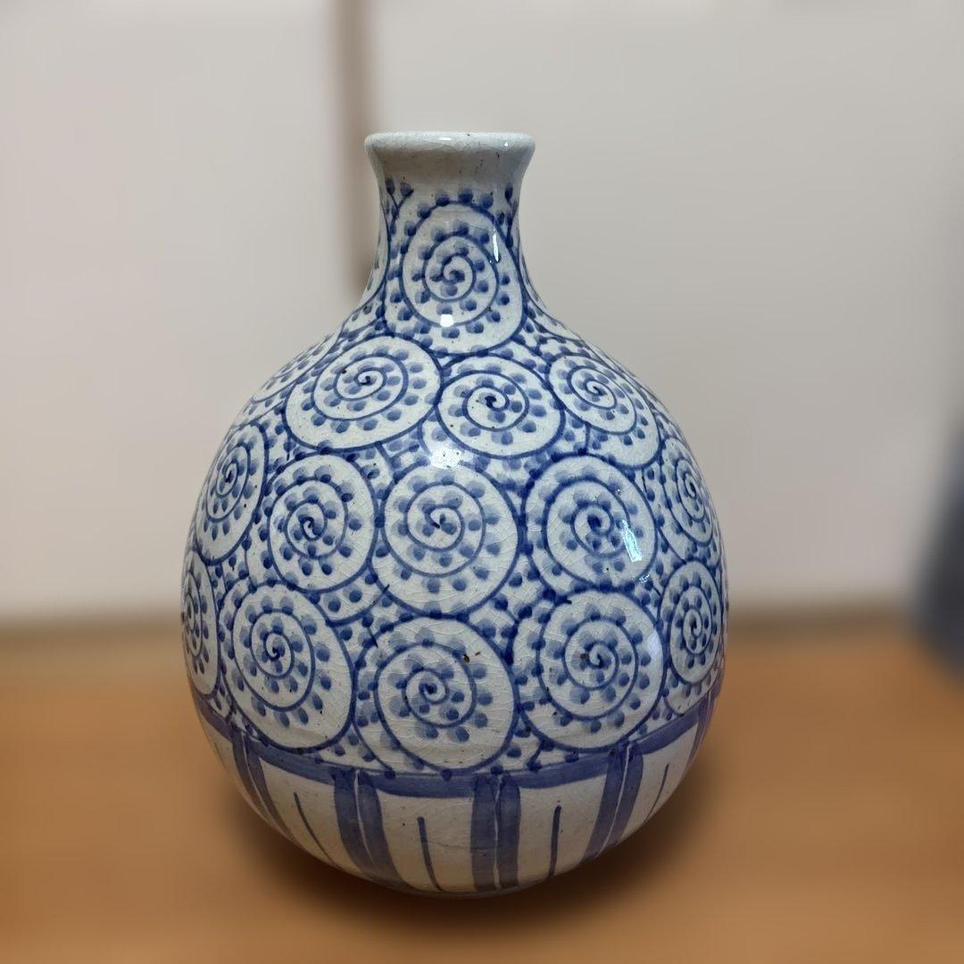 壺　花卉　タコ柄