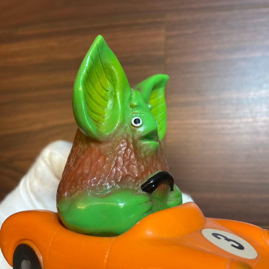 トイグラフ 怪獣レーサー イカルス星人 ソフビ 5373