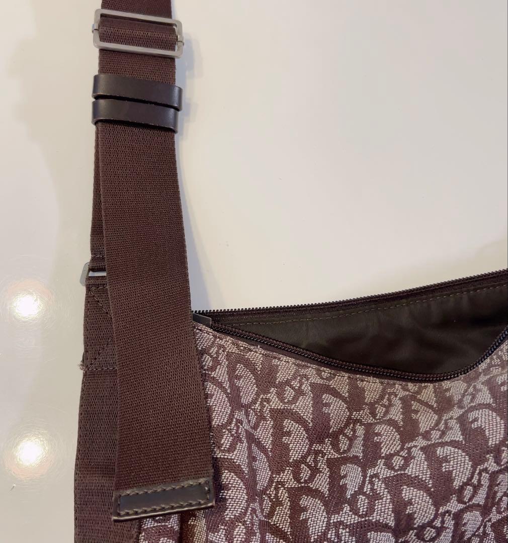 Dior ブラウンロゴショルダーバッグ