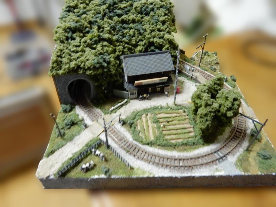 Nゲージミニジオラマ　田舎の駅前風景