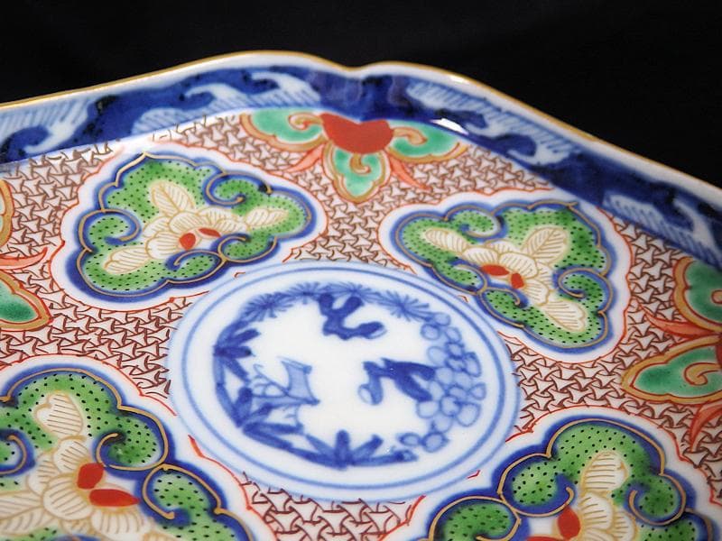 大聖寺伊万里　金襴手　毘沙門亀甲紋に松竹梅　四方角皿３枚　C775AS-fbbj