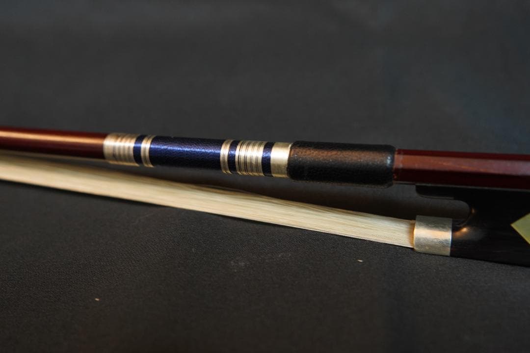 ペーパームーン様　バイオリン　フェルナンブーコ　弓　4/4　シルバー＆シルク