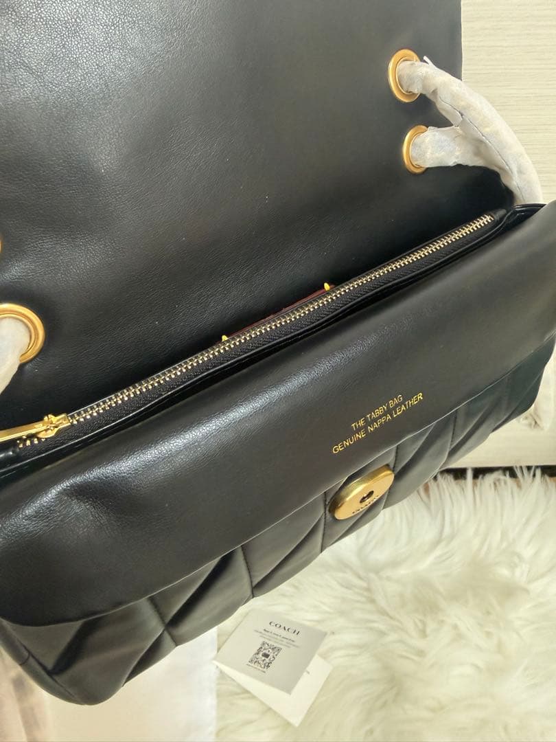 COACH ブラック キルティングショルダーバッグ26cm