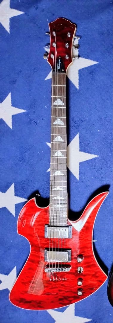 B.C. Rich Masterpiece モッキンバード レッド
