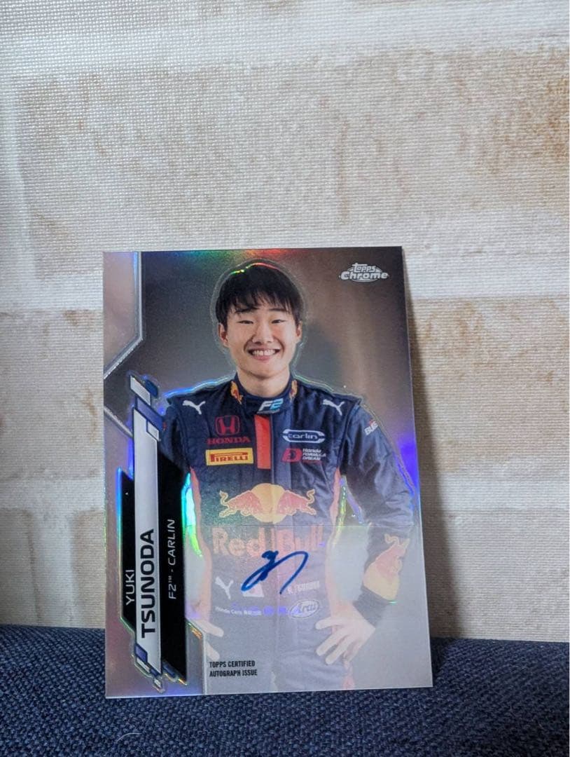 角田裕毅　topps ルーキー　直筆サインカード　シリアル1桁台