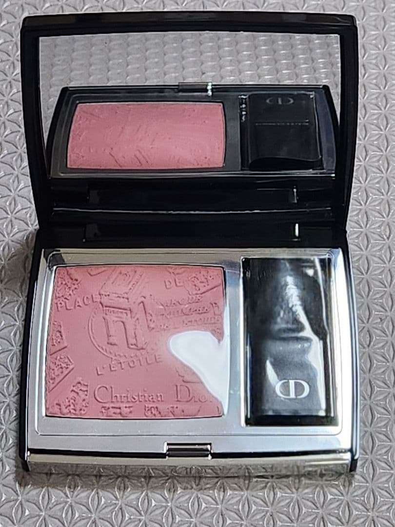 【新品未使用】伊勢丹限定色　ディオールスキン ルージュ ブラッシュ 388