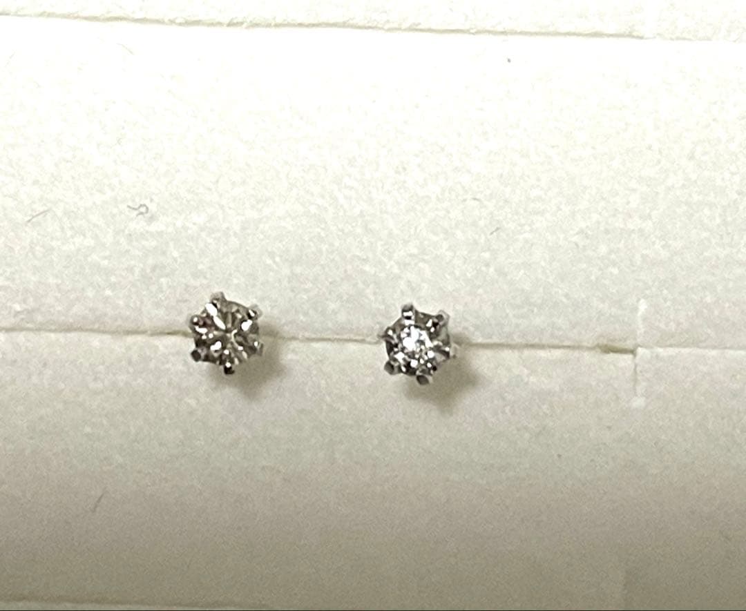 新品★カナル4℃★一粒★キラキラ★ダイヤモンドピアス