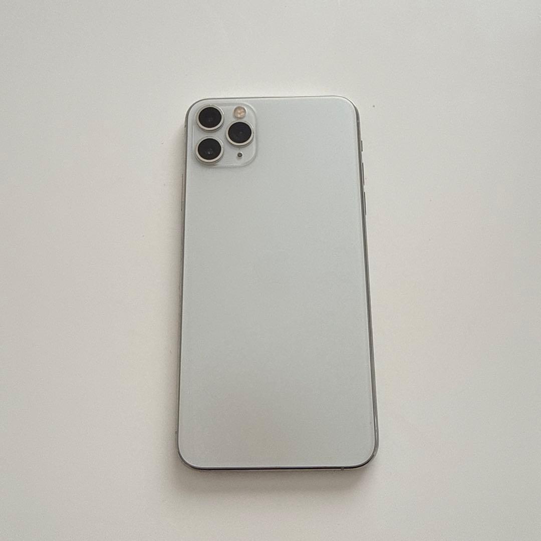 iPhone 11 pro max 64GB 本体