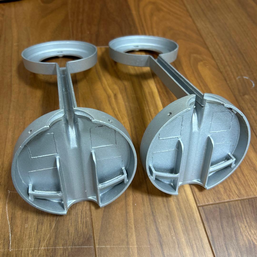 B&O三角スピーカーの壁面設置用台座