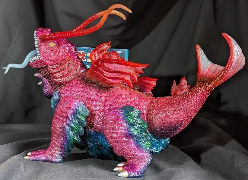 怪獣ギョー（フューチャーモデルズ／アート・ストーム）ソフビ＋楳図かずお書籍