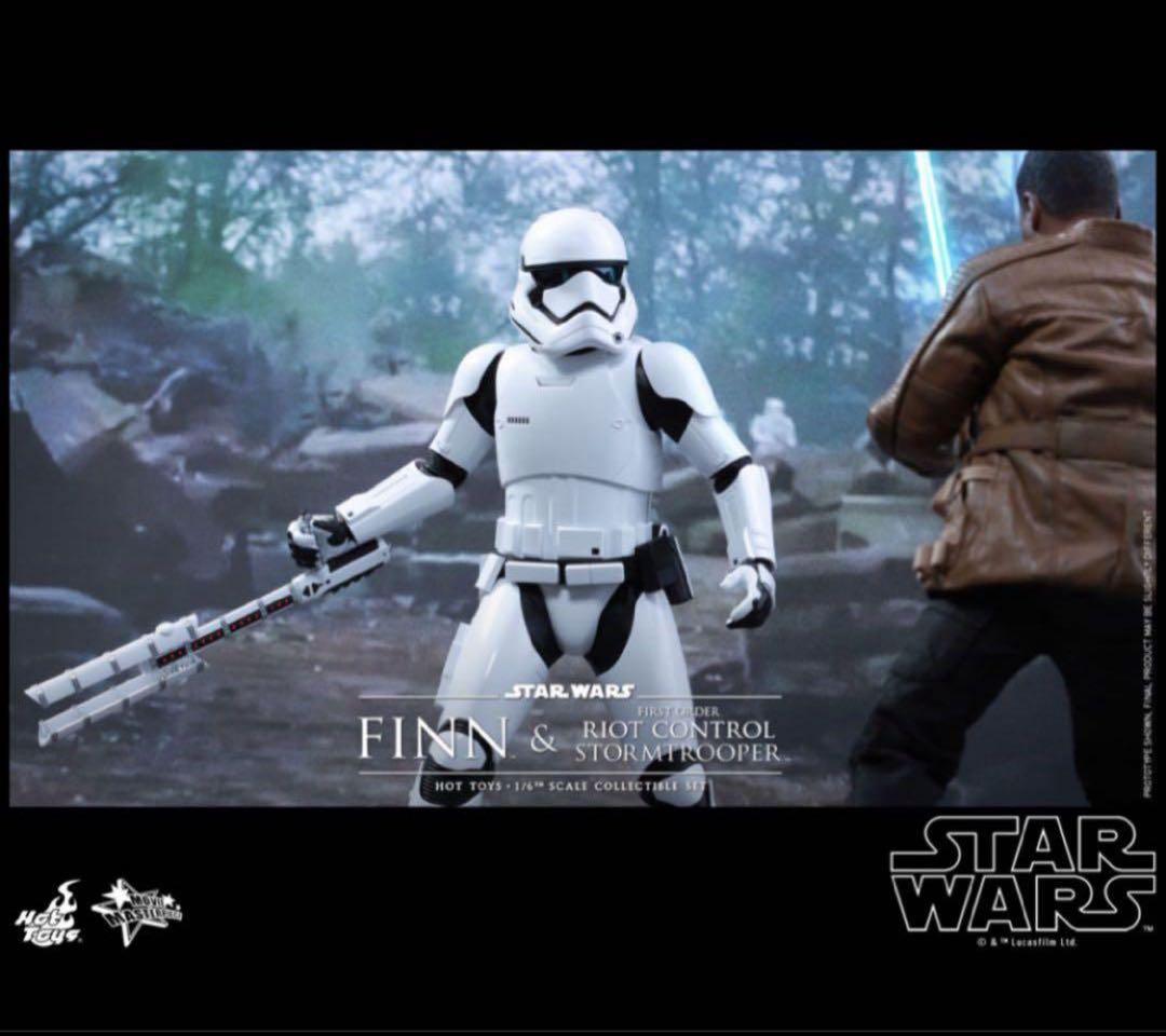 【美品】スター・ウォーズ　フィン & ストームトルーパー＜２体セット＞