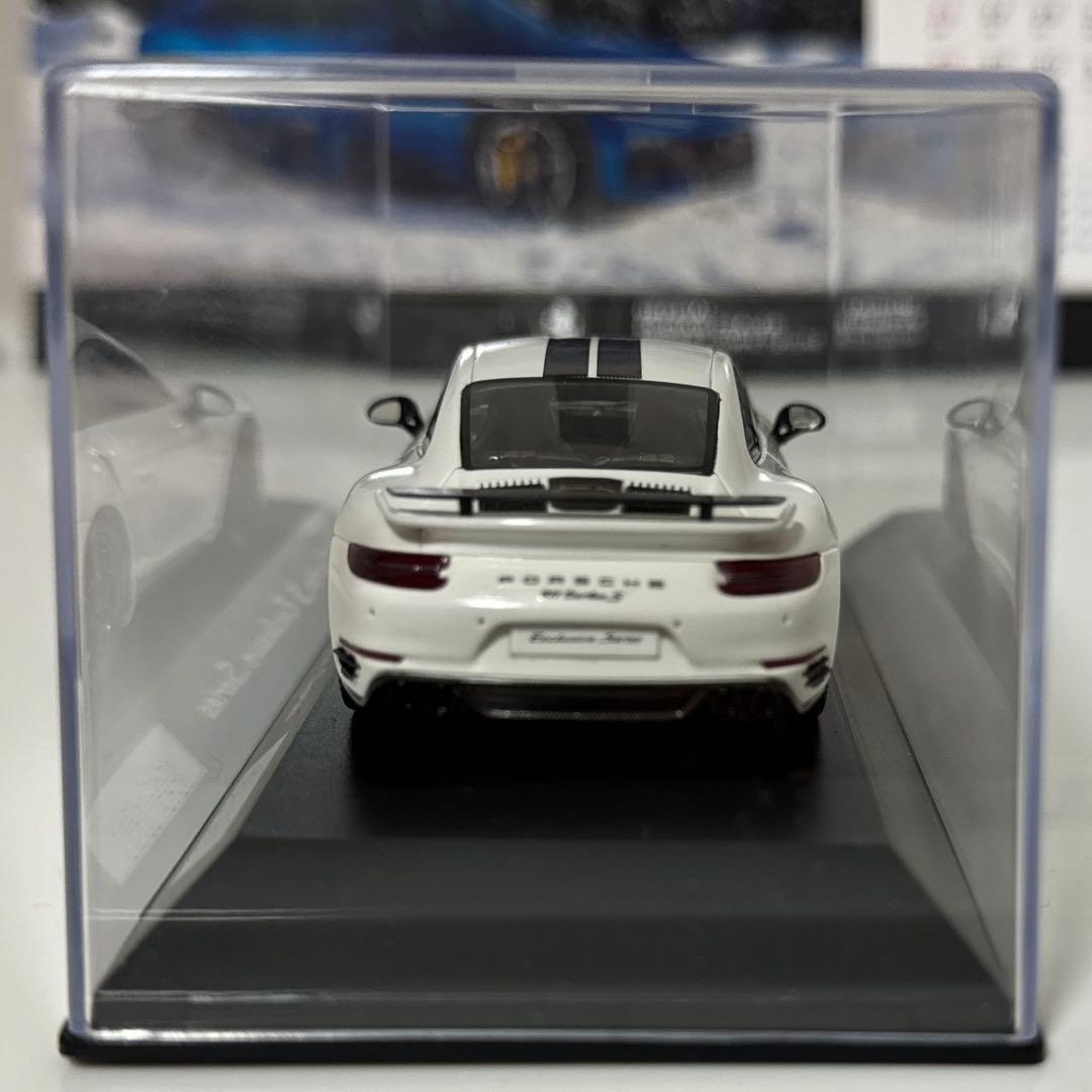 ポルシェ 911 ターボ S 限定品（1911台）スパーク ミニカー