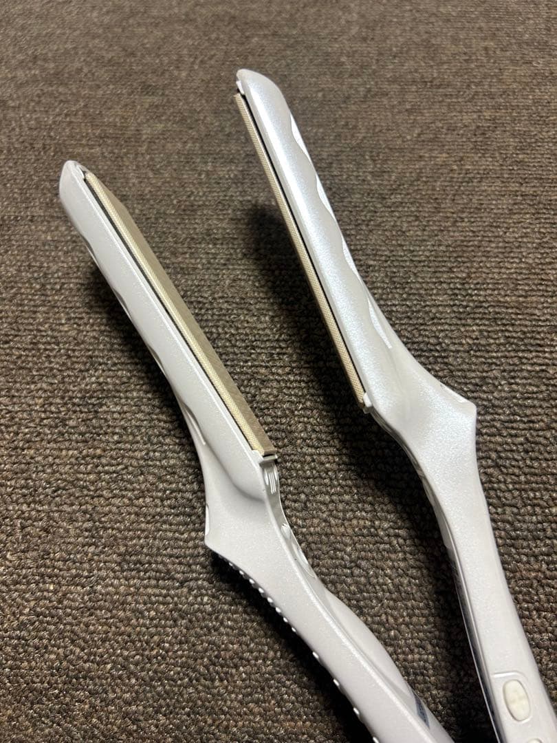 【美品】絹女〜KINUJO〜 ストレートアイロン