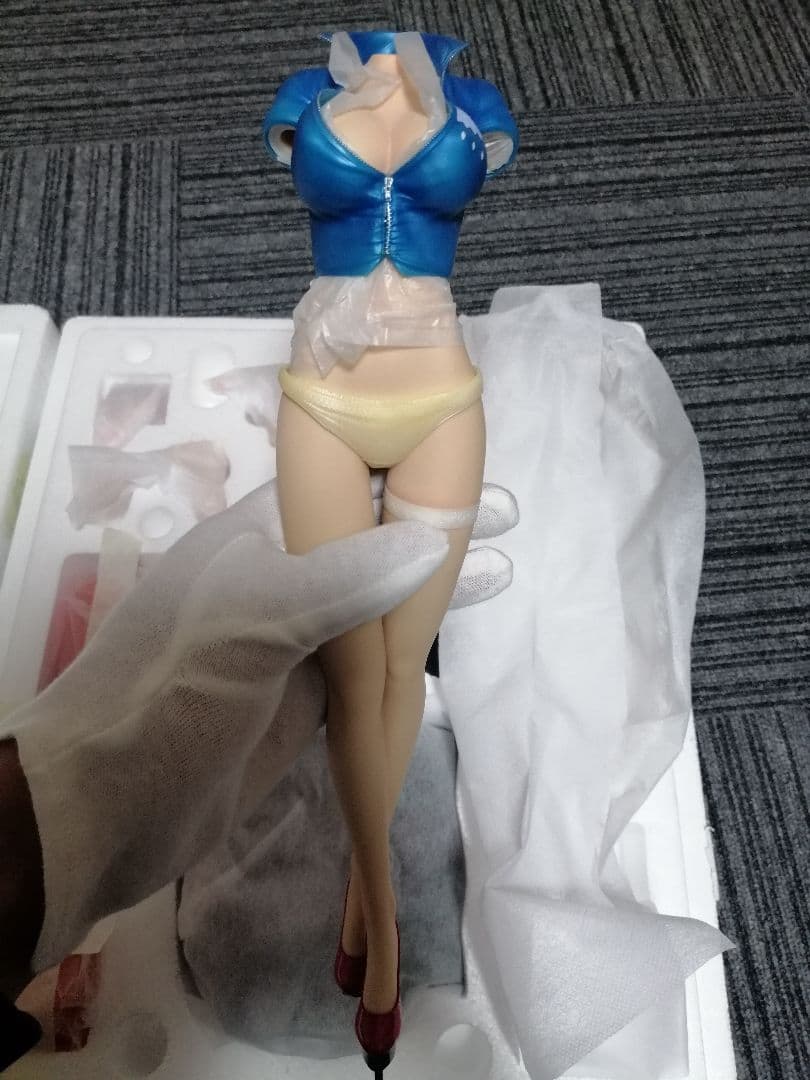 ワンピース ニコ・ロビン ガレージキット スタチュー フィギュア