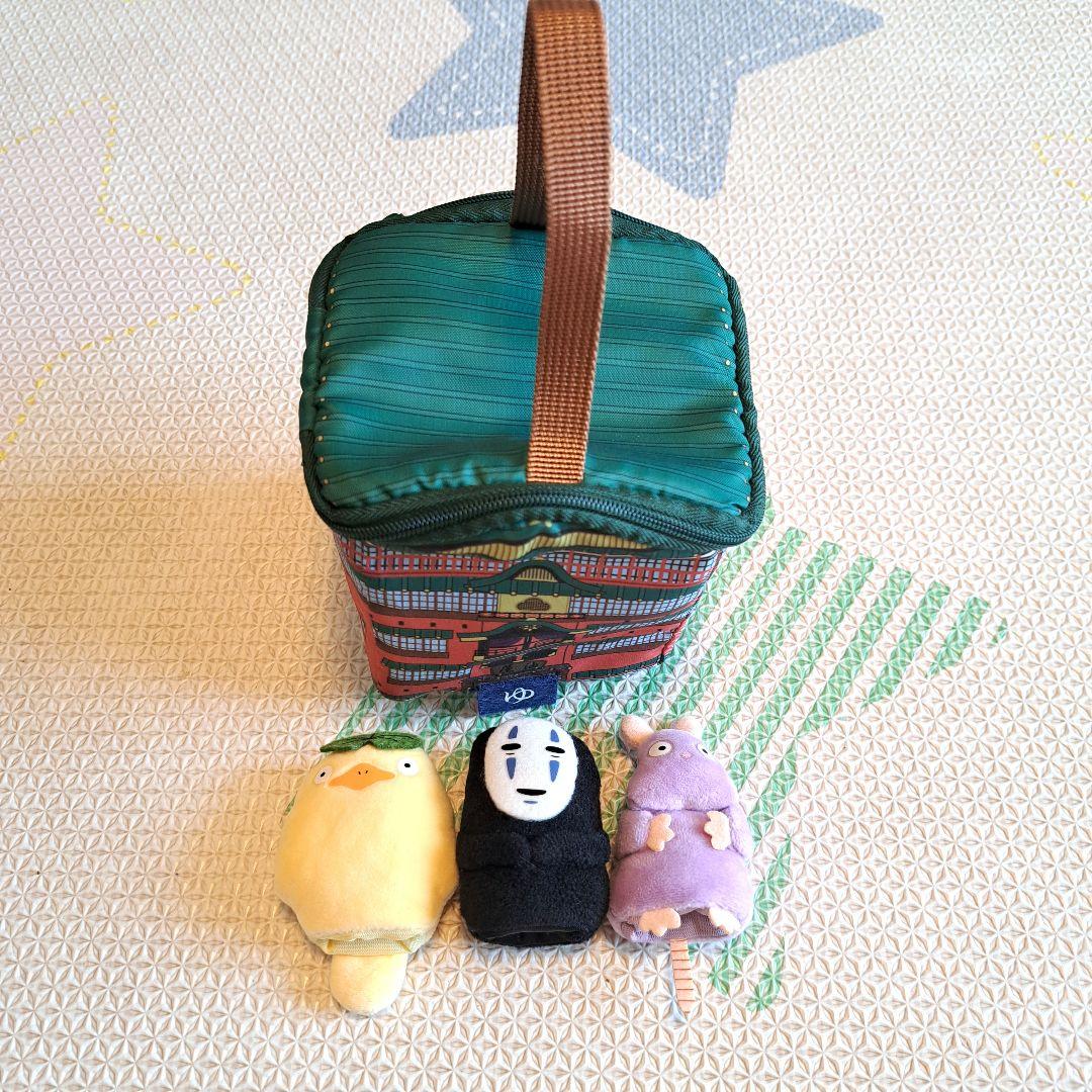 千と千尋の神隠し 遊んで仕舞える指人形　マスコットセット　バッグ　ぬいぐるみ