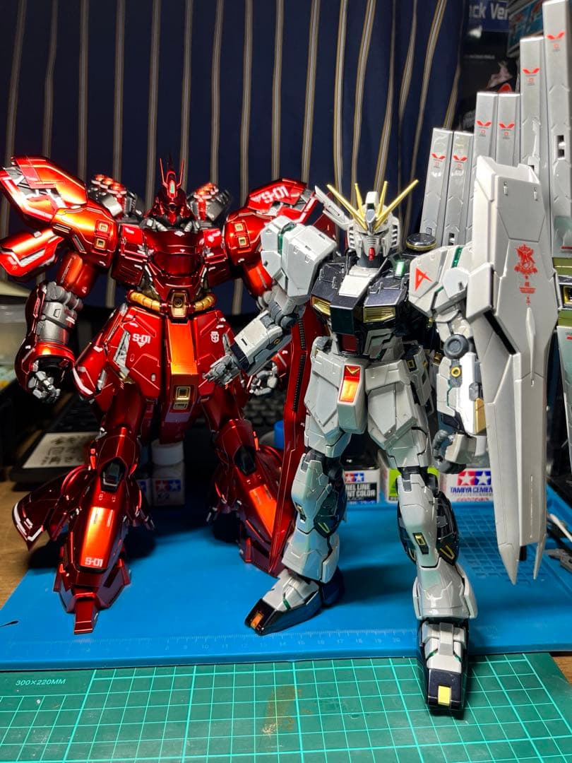 MG 1/100 ver.ka νガンダム　サザビー　超メルカリ市中限定出品