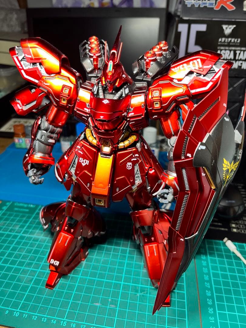 MG 1/100 ver.ka νガンダム　サザビー　超メルカリ市中限定出品