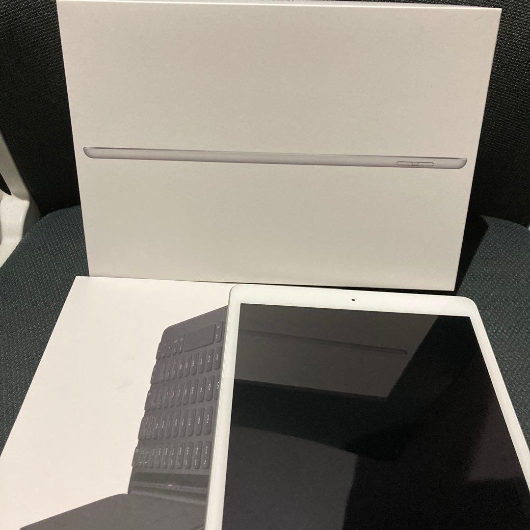 せろり iPad7 au 本体 + Smart Keyboard