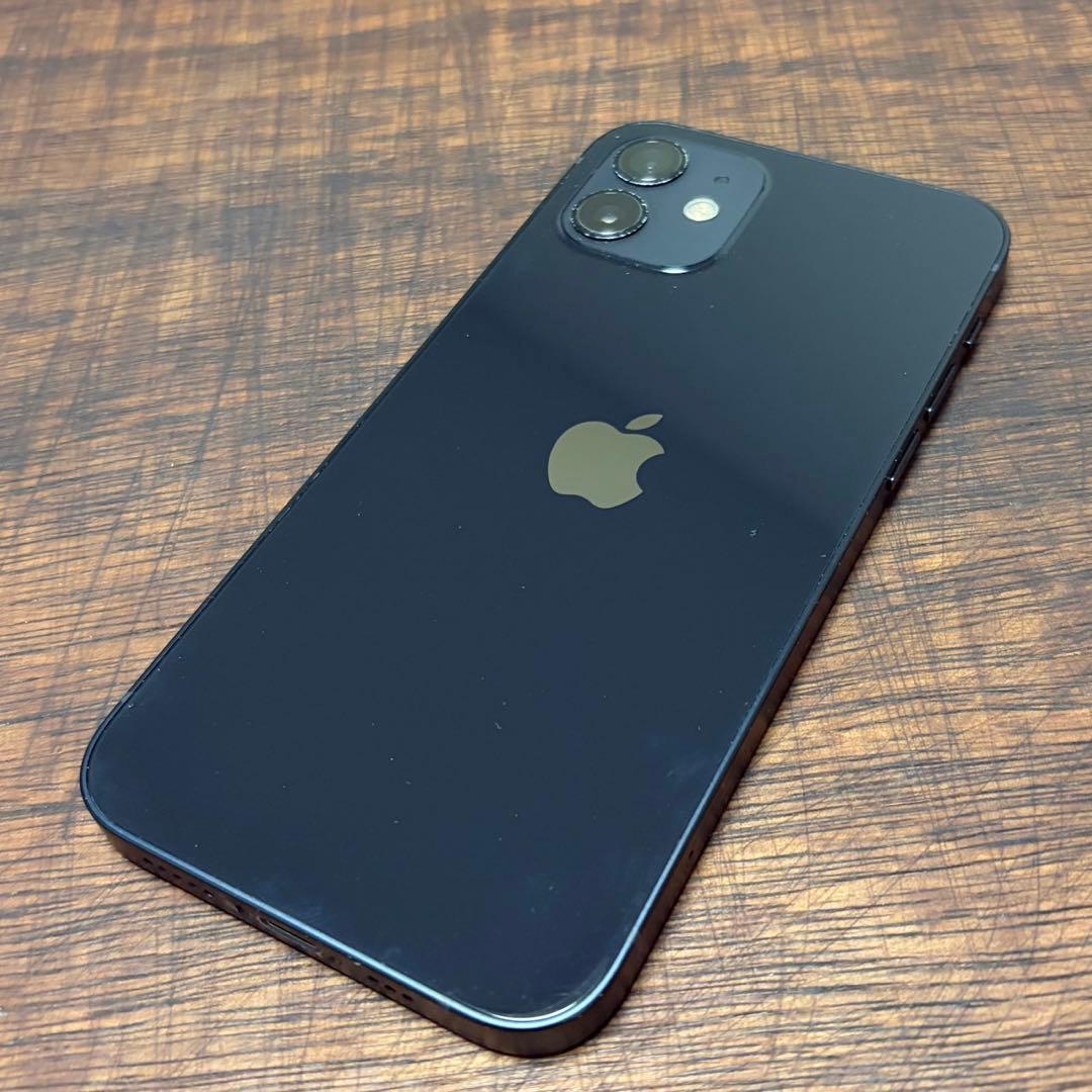 s*4様 iPhone12