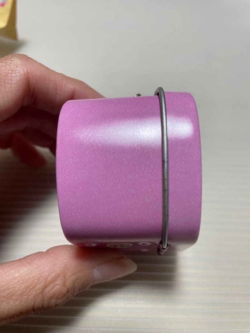 【年末3日間限定価格】新品 ハローキティ 世界 子犬のお散歩